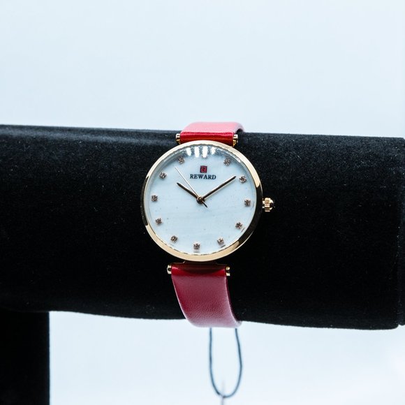 Red Reward Quartz Leather Watch - Picture 1 of 1